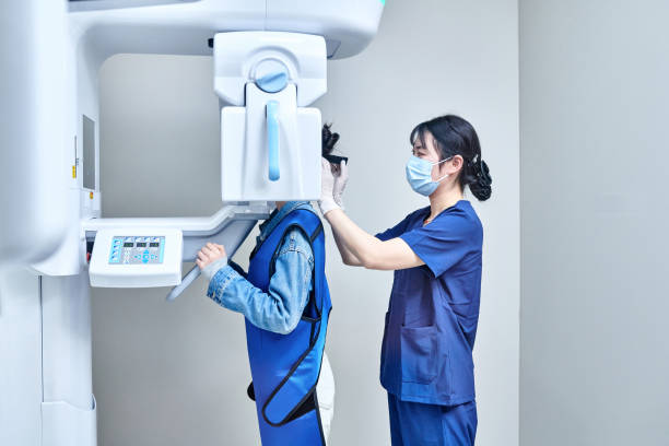 Best Emergency Dental Extractions in Preston Heights, IL